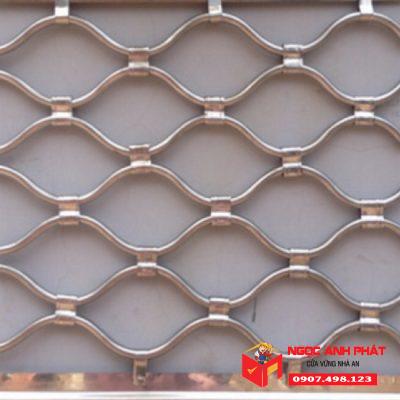 Mẫu cửa cuốn Inox mắc võng